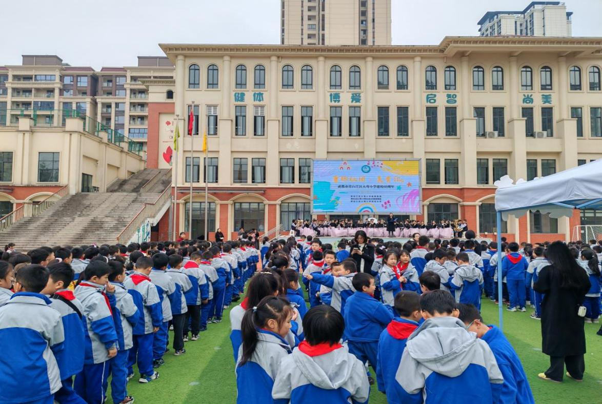 【木文化交流】小小鲁班·创意木工坊社团 受邀参加大弯小学建校60周年活动
