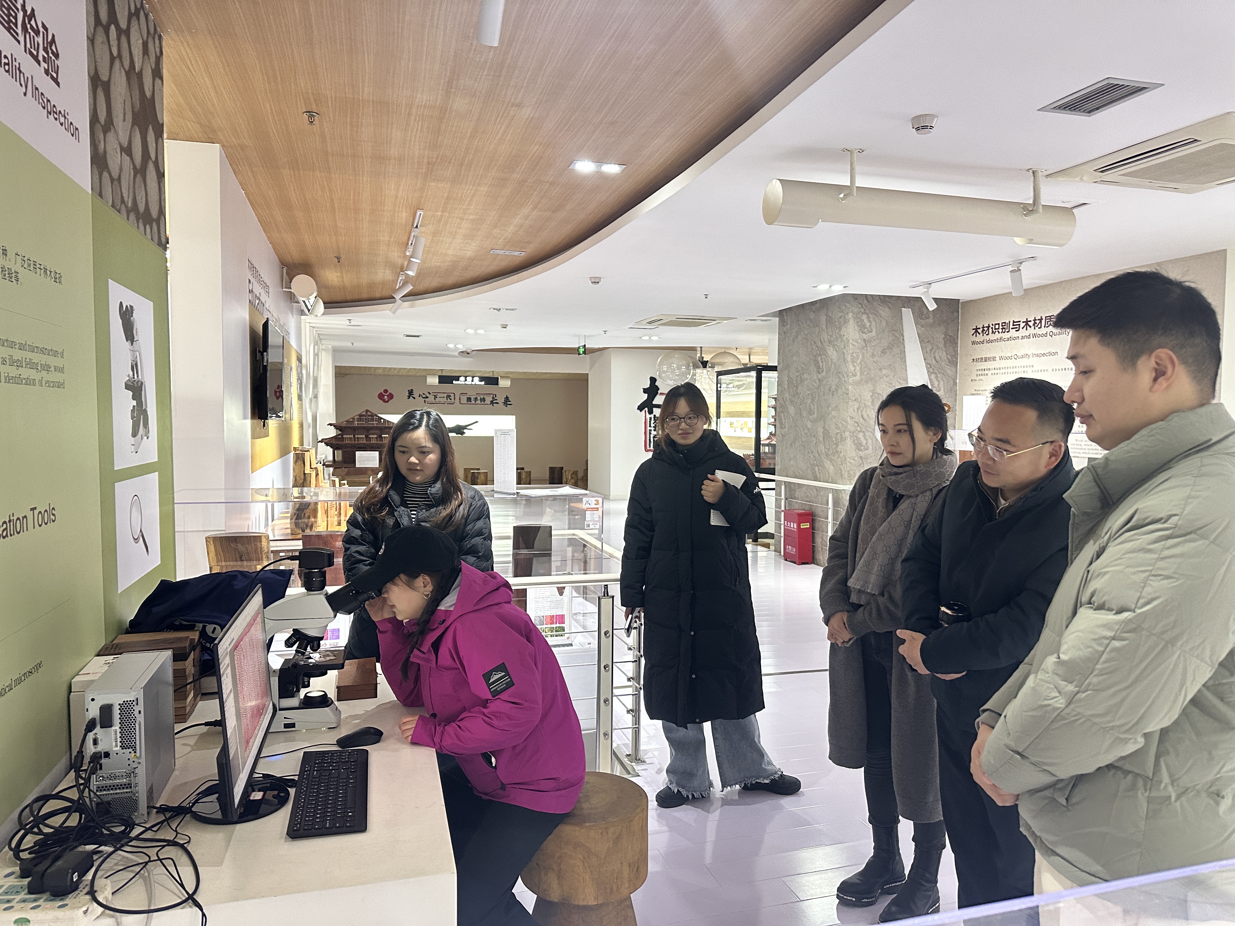 【木文化交流】成都市青白江区朱家湾低空经济产业园总经理温亮一行莅临我中心参观交流