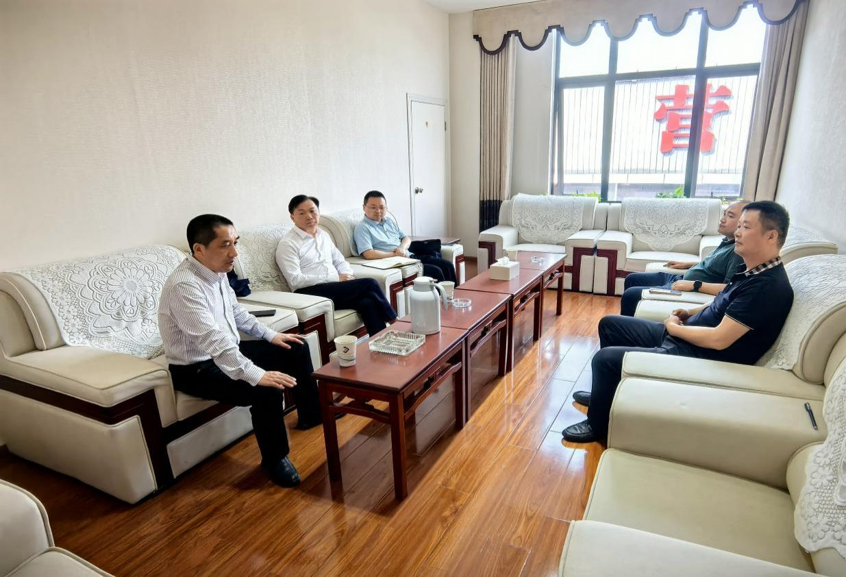 【园区动态】政企联动共建川陕甘国际木材贸易中心